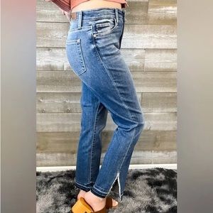 Judy Blue Women's Straight Leg split hem Jeans - Blue - 32